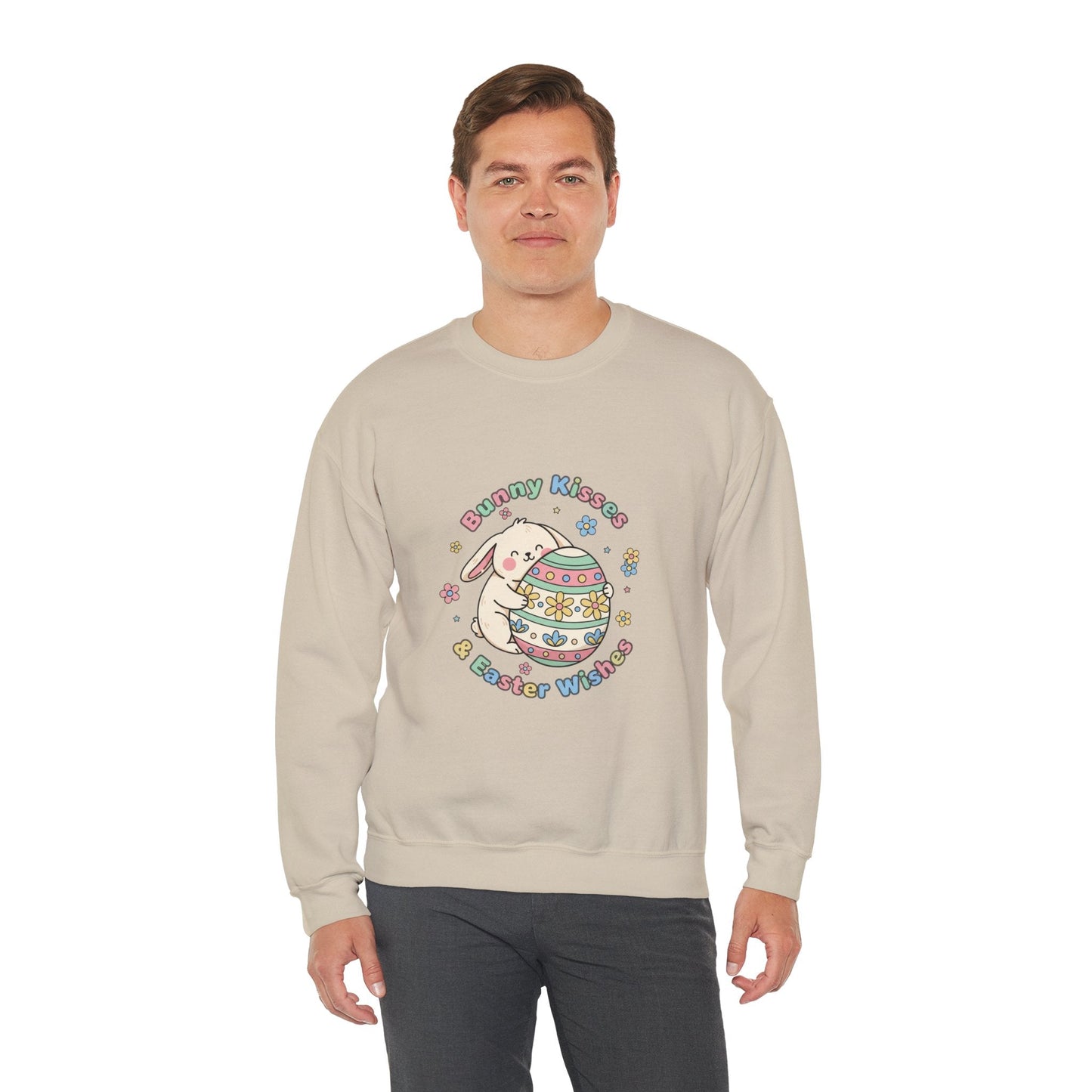 Fronte felpa uomo Bunny Kisses & Easter Wishes color sabbia/crema, con coniglietti pastello e stile kawaii/cottagecore - AKYCO