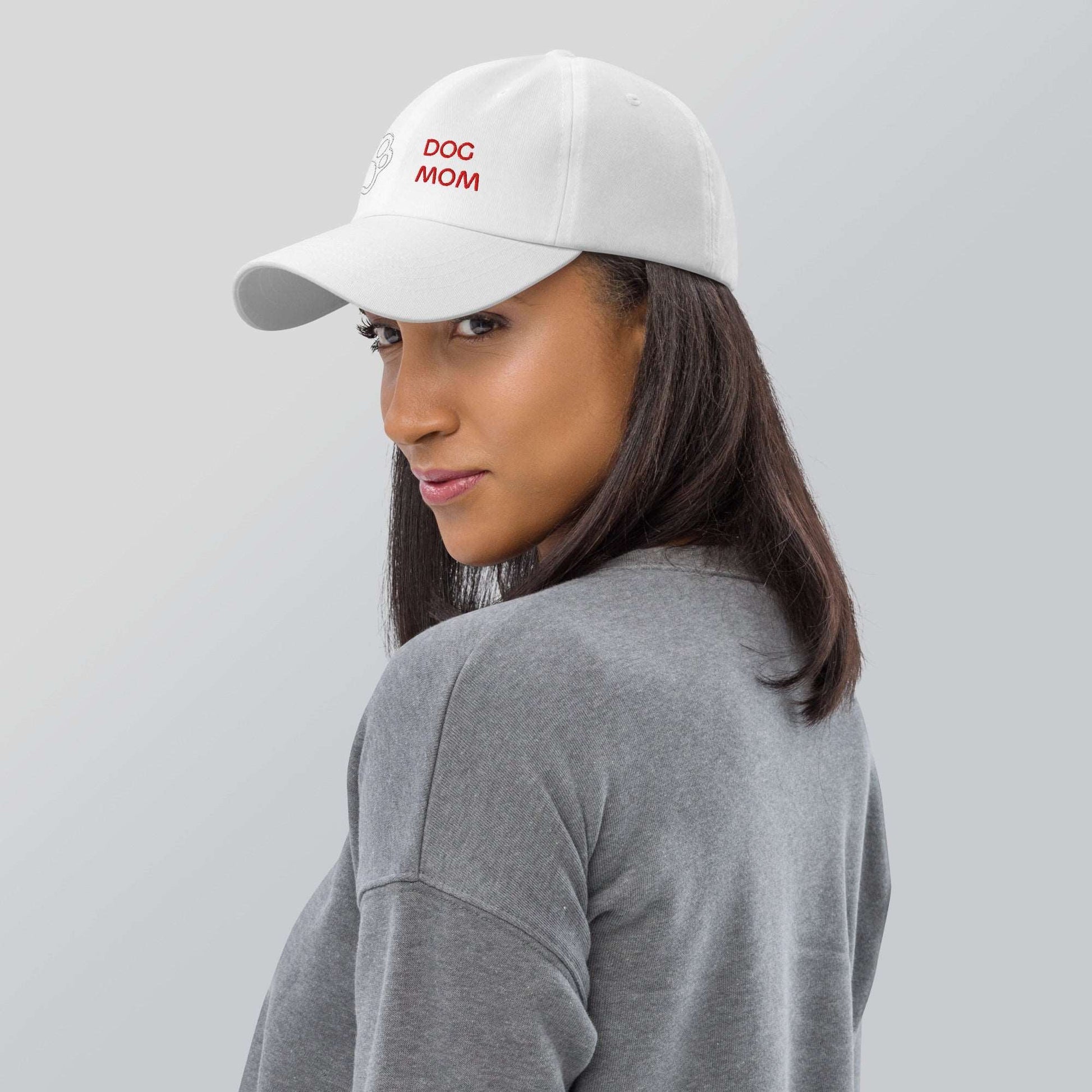 Cappellino "Dog Mom" con Visiera Piatta e Cinturino Regolabile – Perfetto per Ogni Donna Amante degli Animali - Aky & Co.