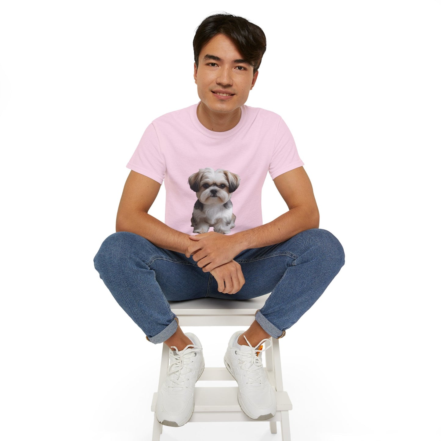 Maglietta Unisex in Cotone Ultra con Design Esclusivo Shih Tzu | AKYCO - AKYCO