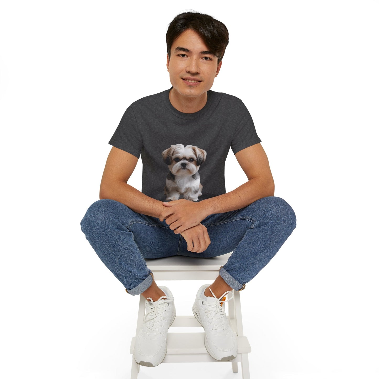 Maglietta Unisex in Cotone Ultra con Design Esclusivo Shih Tzu | AKYCO - AKYCO