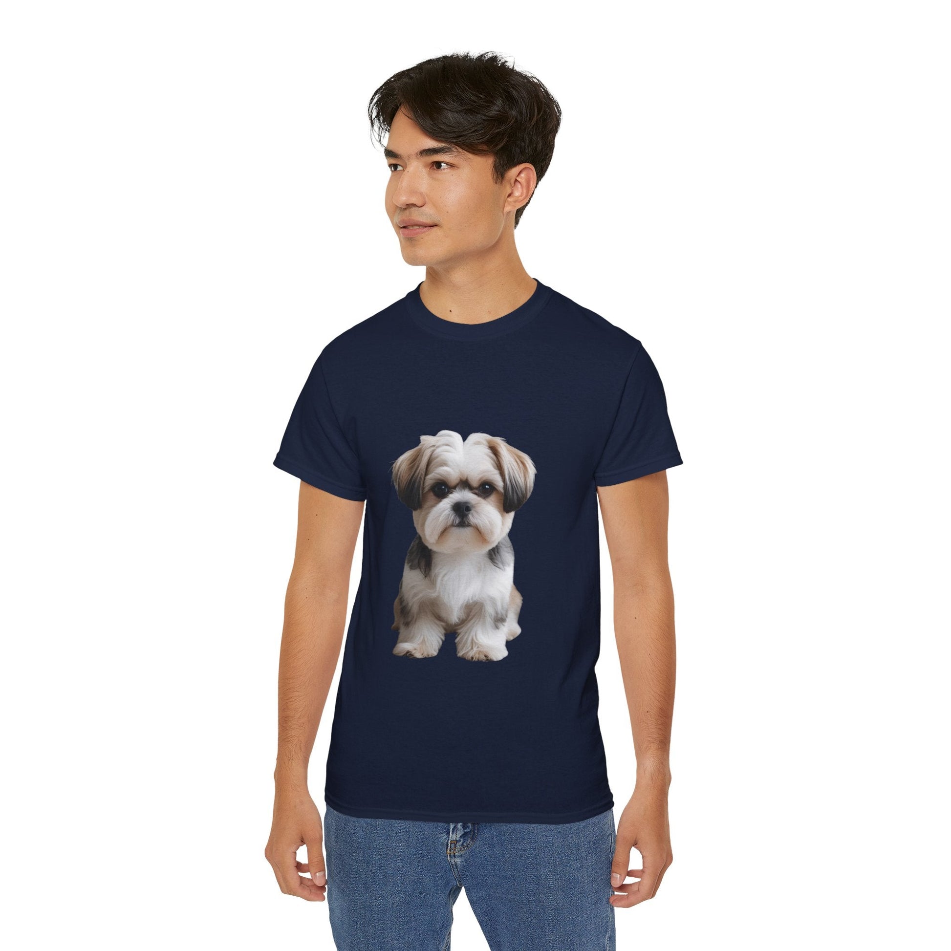Maglietta Unisex in Cotone Ultra con Design Esclusivo Shih Tzu | AKYCO - AKYCO