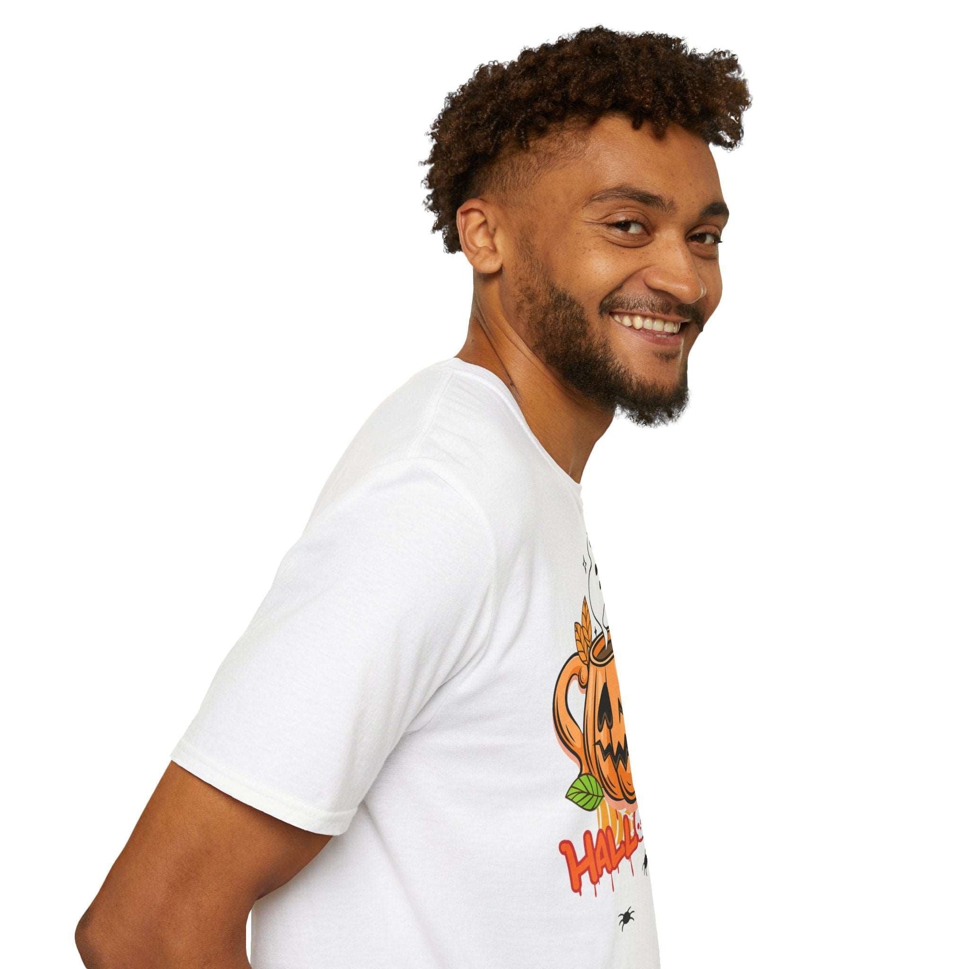 T-Shirt Unisex Softstyle per Halloween: Festeggia con Stile! - Aky & Co.