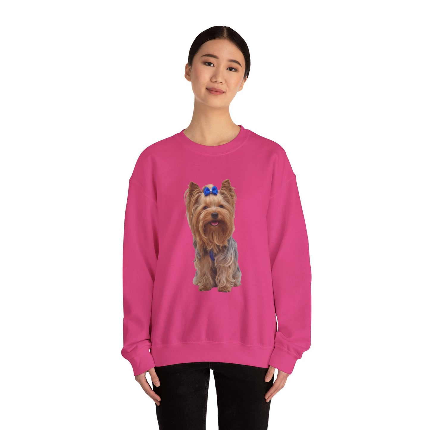 Felpa AKYCO indossata – stile casual unisex per Yorkie lover